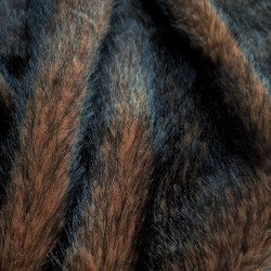 Fourrure renard marron avec pointes noires